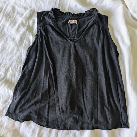 Sleeveless swingy top - Picture 1 of 2